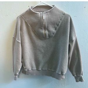 The Great Trail Sweatshirt Washed Grey With Faux Sherpa At The Center Size XS